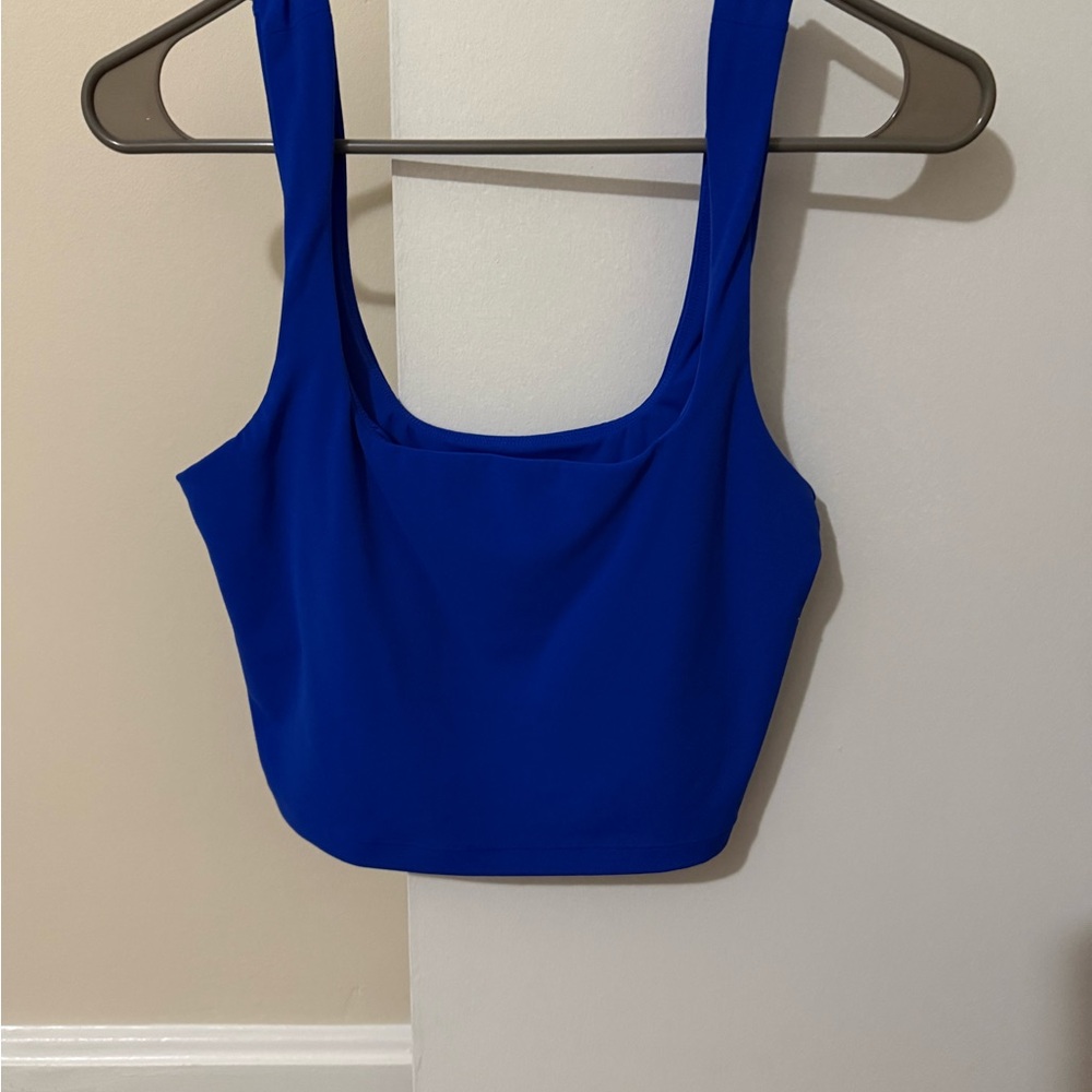 Athleta transcend square neck crop sports bra
